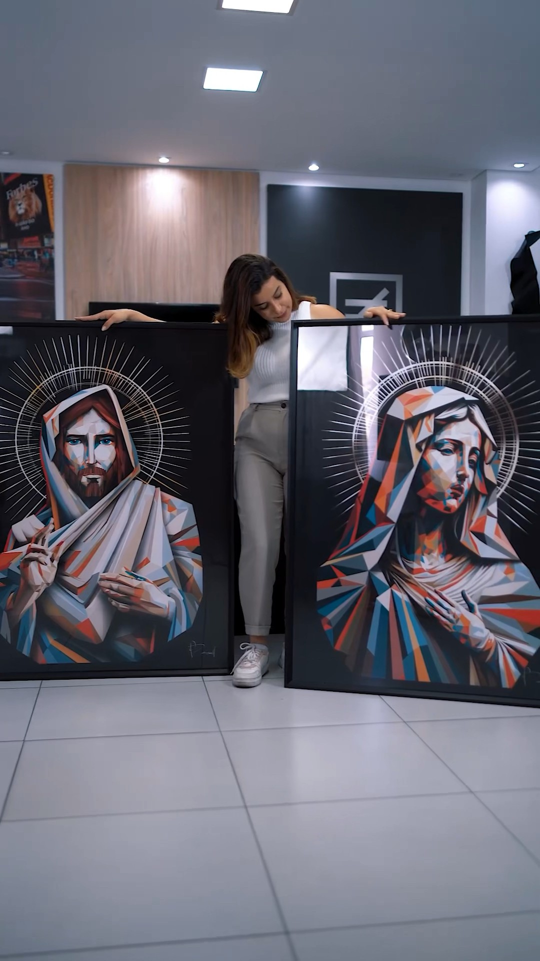 Depoimento de Quadros Decorativos em vídeo