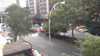 FDNY ENGINE 40 RESPONDING, BLASTING MAJOR AIR HORN, AT W. 76TH ST. ON WEST SIDE OF MANHATTAN, NYC.