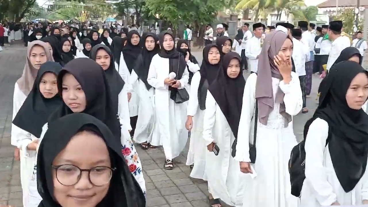 Peringatan Hari Santri Nasional di Lapangan Alun2 Tastura Kota Praya Lombok Tengah.