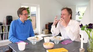 Knud Romer Og Thomas Korsgaard I En Samtale Om Hjemløshed Tarteletter Hos Thomas Korsgaard