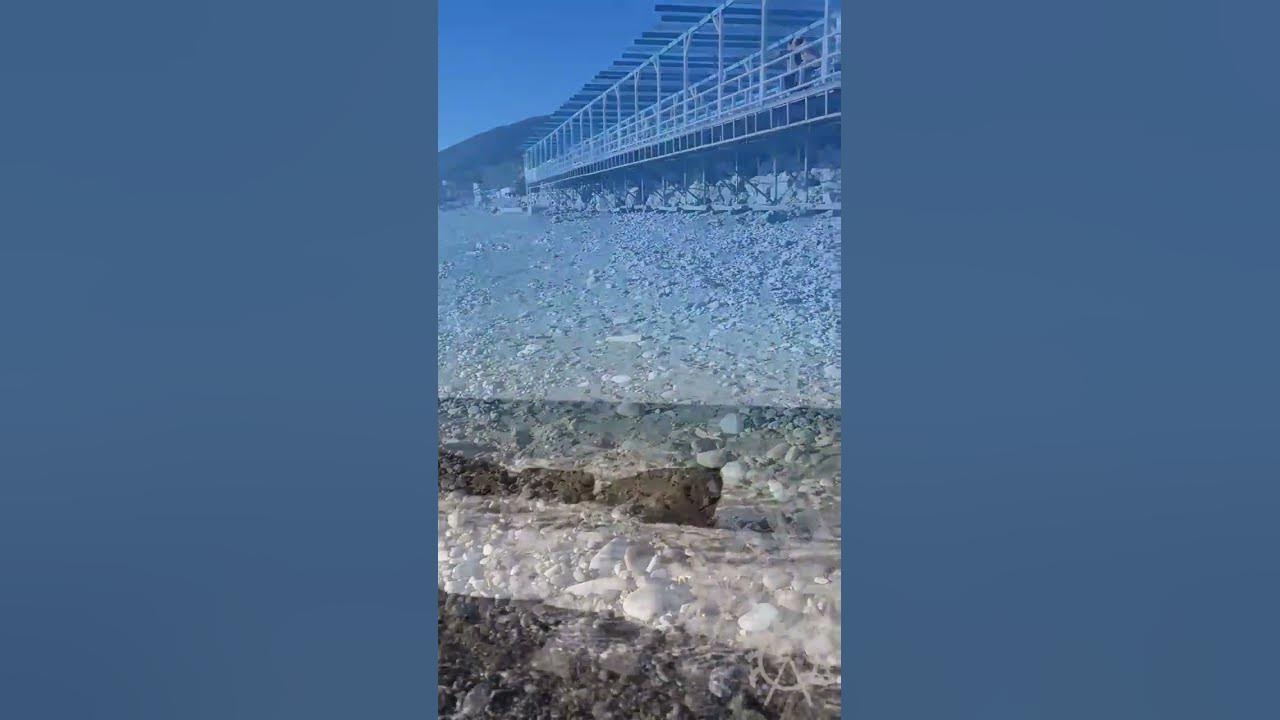 Пляж спортивный лазаревское. Лазаревское в апреле фото. Погода в лазаревском. Солоники лазаревское. Черное море лазаревское.