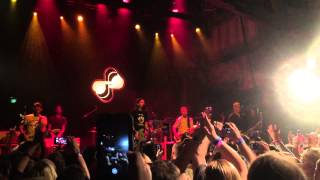 Foo Fighters - Under Pressure (Queen cover) House of Blues New Orleans