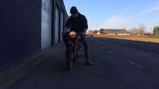 running a ducati 175 TS at www.mcmoto.be
