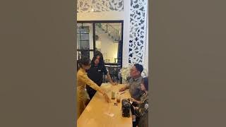 istri sah gerebek pelakor saat makan bersama suaminya viral di Tik-tok‼️#selingkuh #pelakor #shorts
