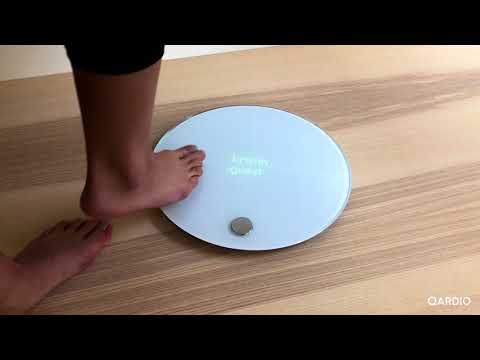 QardioBase 2 - Tap Scale with Feet to Change User