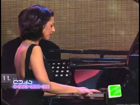 პიანისტი ხატია ბუნიათიშვილი