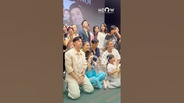 Quốc Trường và dàn cast phim Út Lan được khán giả Hà Nội vây kín khi đi cinetour