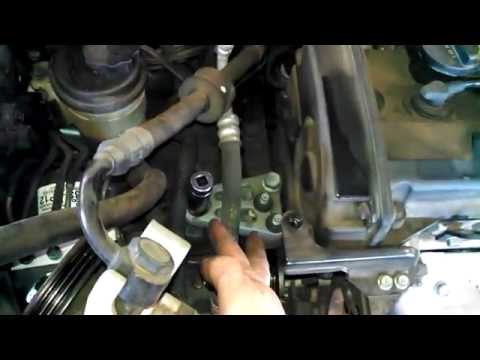 Timing belt replacement  2007 - 2010 Hyundai Tiburon 2.0L Install Remove Replace How to