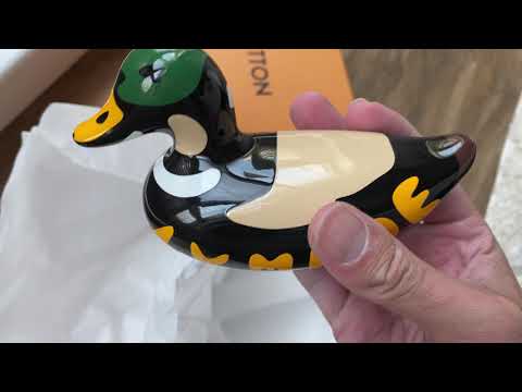 LV2 x Nigo Duck paperweight 