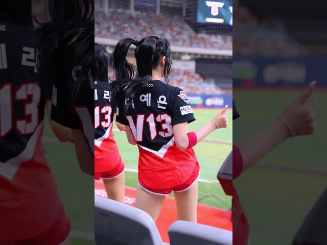아웃송~🎶 삐끼삐끼~✨ 李睿恩 이예은 치어리더 직캠
