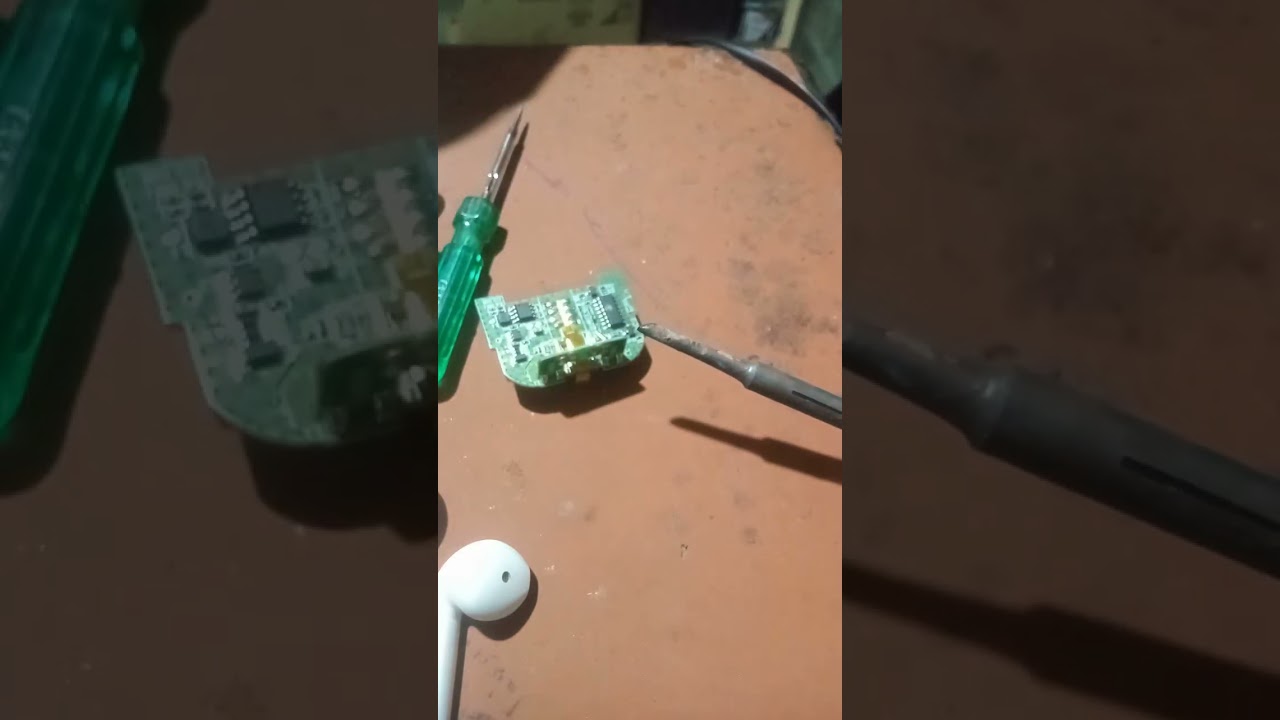 How to open realme Buds Air Neo 