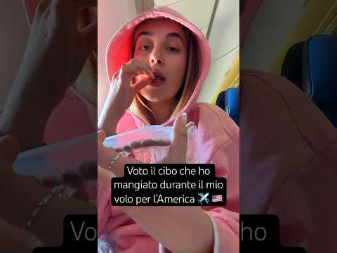 Video Scopriamo il cibo che danno in aereo per un volo da Milano a New York ? ??