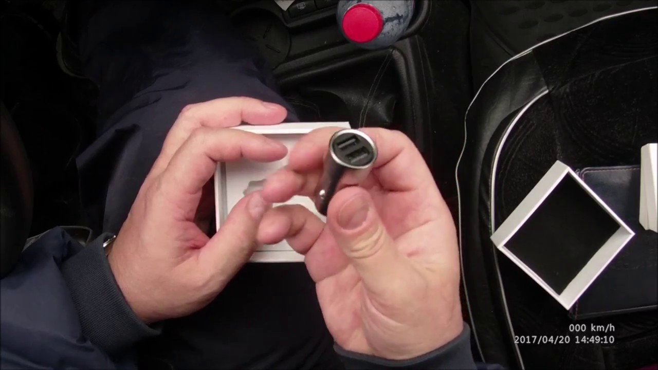 Автомобильный зарядник xiaomi Автомобильный зарядник xiaomi