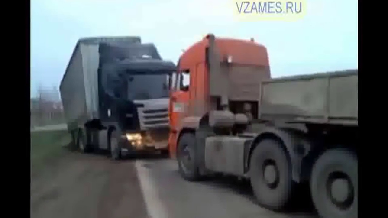 Взаимовыручка на дороге   Своих не бросаем   People worthy of respect! vzames