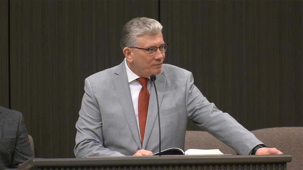 Cristian Ionescu - Între nelegiuire și neprihănire