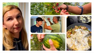 картинка: Про Налоги 💶 Пробуем Арбуз Выращенный на Даче 🍉 Кто Самый Высокий в Семье 👫 Влог 16.09.2025