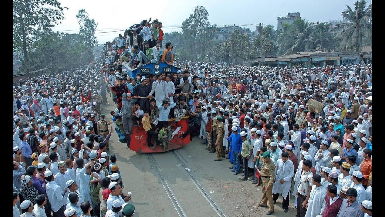 Great Eid Rush On Trains In Bangladesh- 2016 (Extreme Overcrowded