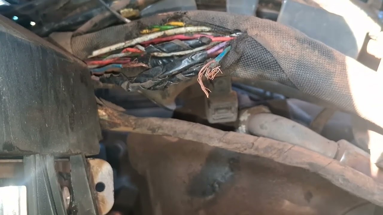 Volvo fh não deu partida, falha na rede can  1708, curto no chicote, quase morreu em cima da rodovia