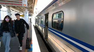 1723次有階EMU600型區間車於六家站待發情形