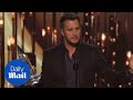 Luke Bryan earns CMA Entertainer of the Year - Daily Mail