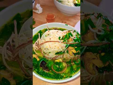 가는 쌀국수를 자주 먹으면 당뇨병 발병 위험이 높아질 수 있습니다. #팁 #당뇨병 #travel #youtube #yt #viral #food #highlights #fyp thumbnail