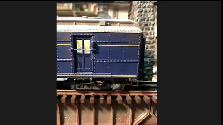 Harry Hieke weathers and details a set of MTH Heav...