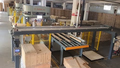 SF1000-2 wood pallet making machine with automatic block feeder