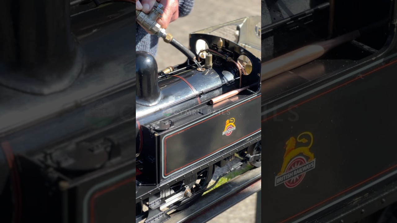 5" LSWR O2 Filling Tank Up! 💦🚂 