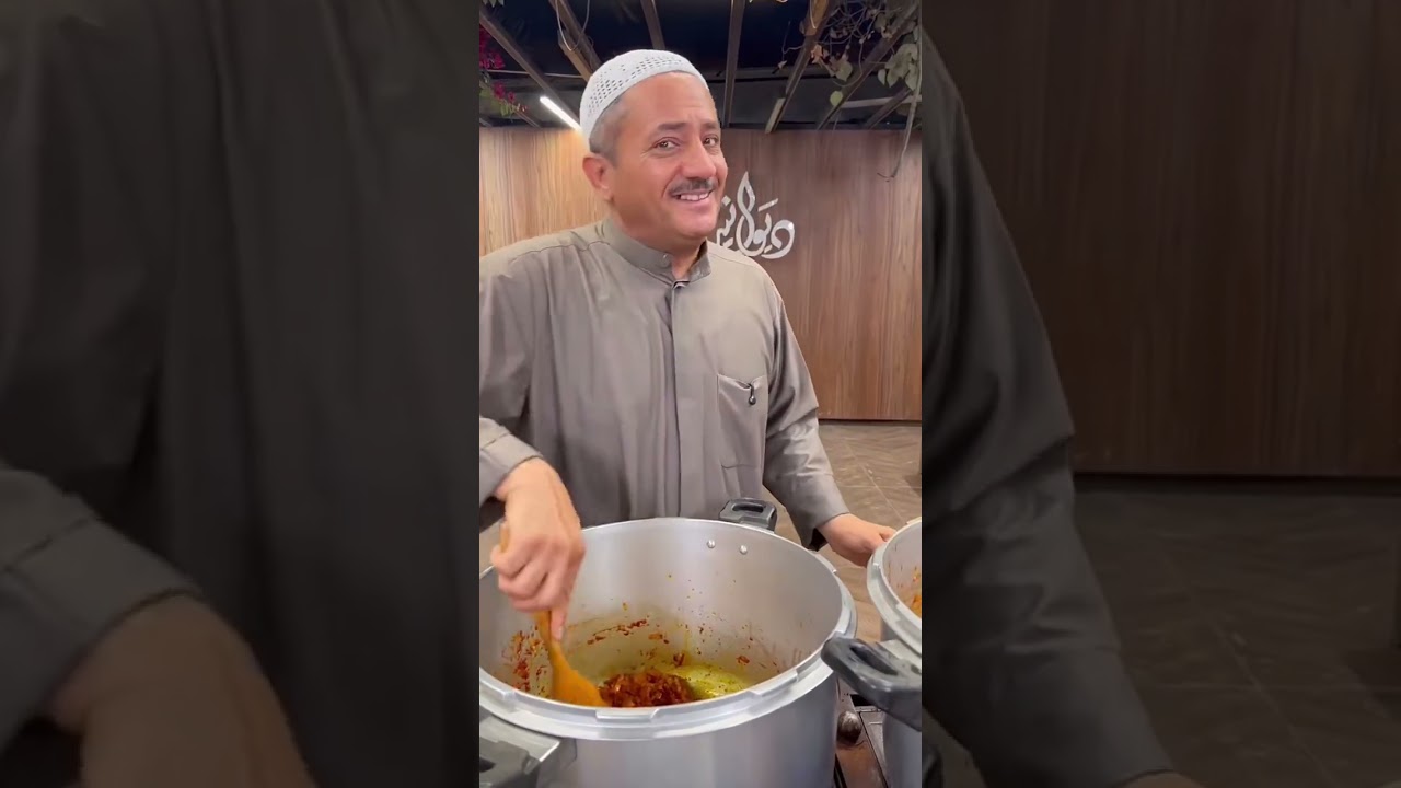 كبسة بصلية الدجاج مع مرقة الفاصولياء والبطاطس