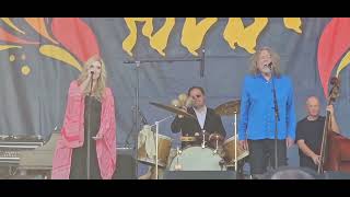 Robert Plant & Alison Krauss "The Battle of Evermore" New Orleans Jazz Festival April 28, 2023