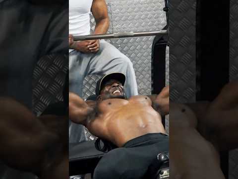 Chest workout with Fitness world champion 