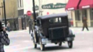 Bank robbery re-enactment in Mason City (Dillinger)