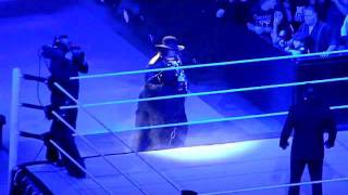 HD Undertaker Returns & Confronts HHH 2012 (  fan goes nuts over the Undertaker ) My recording