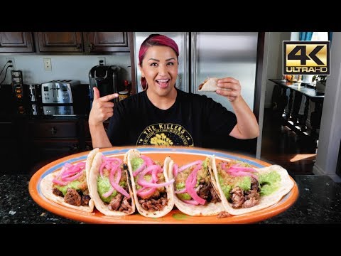 How to make THE BEST CARNER ASADA TACOS | Fresh Avocado Salsa