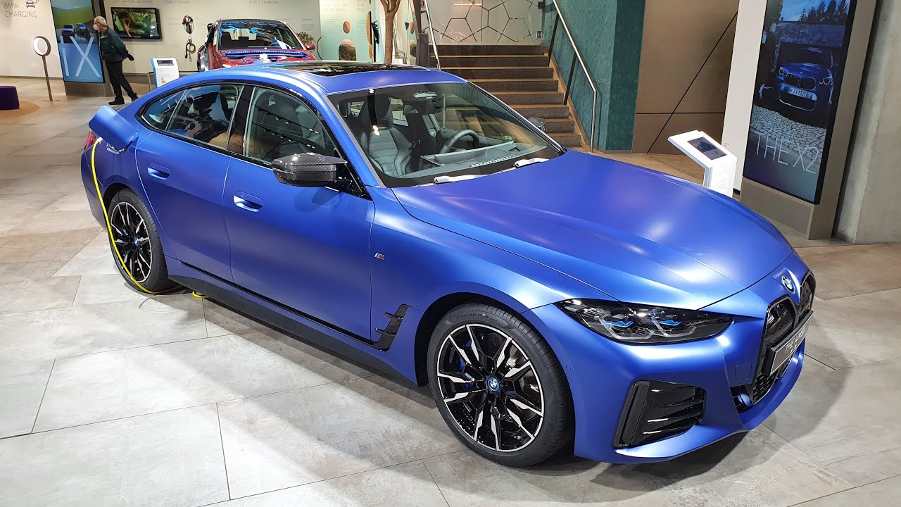 BMW i4 M50 Gran Coupé G26 - BMW Individual Frozen Portimao Blue - YouTube