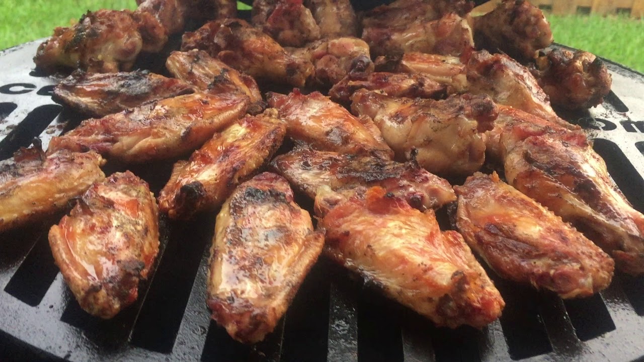 Chicken Wings on the Big Green Egg. YouTube