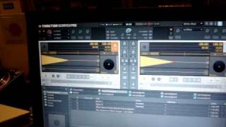 Native Instruments Audio 4 DJ vs. Traktor Control Vinyl