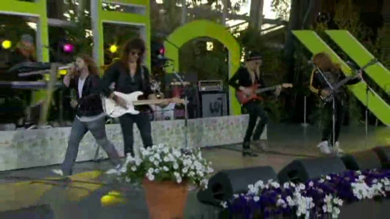 H.E.A.T - Keep on Dreaming (Live on Allsång på Skansen 2009) HD