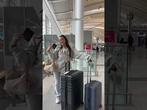 me & my favourite feeling #girls #shorts