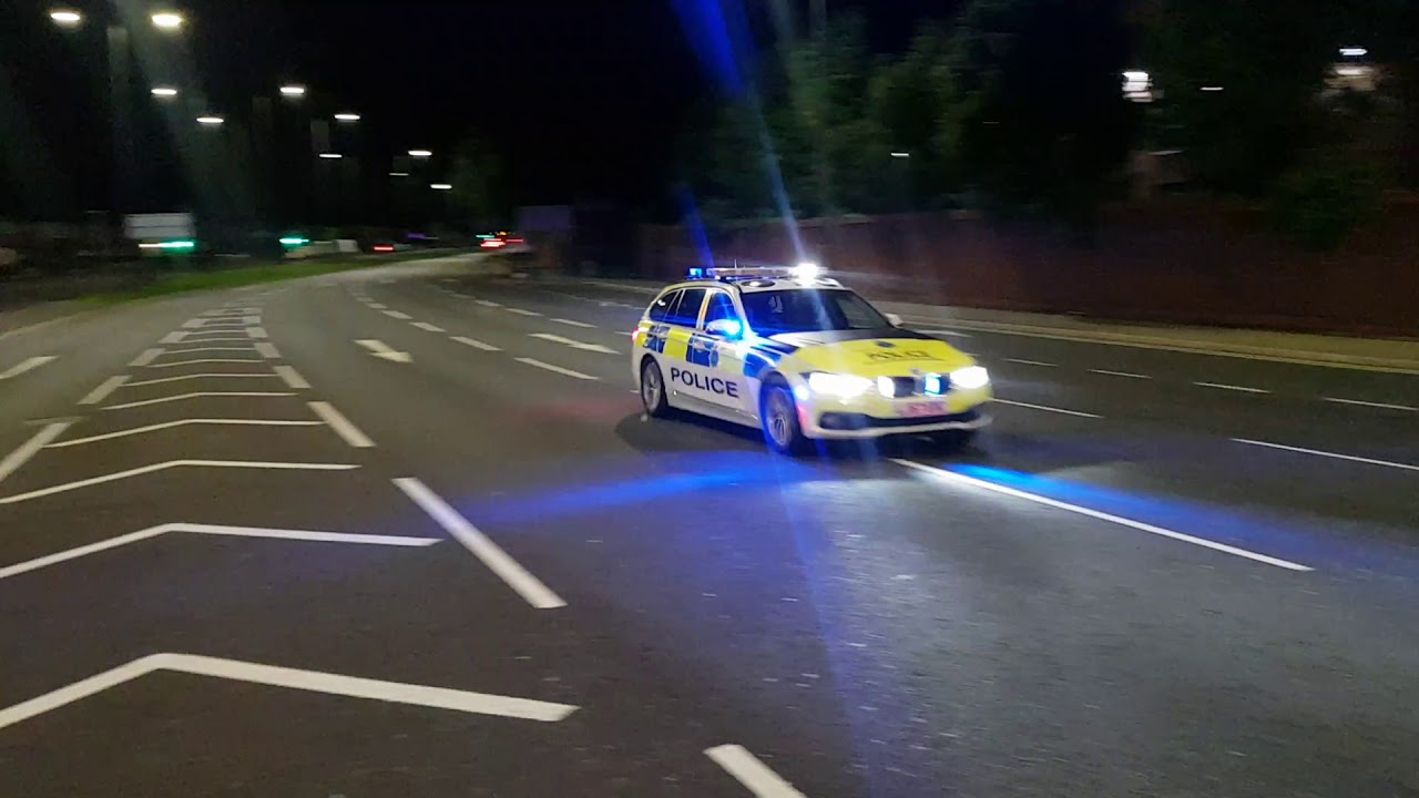 Mer pol bmw 330 rpu responding