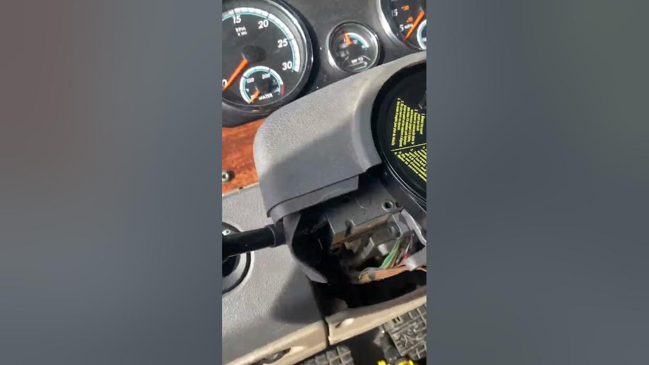 How to Change the Clock Spring on a 2015 Freightliner Cascadia YouTube
