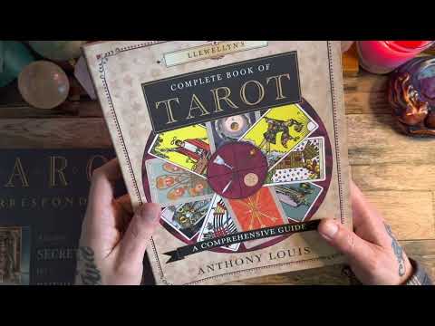 Tarot books for