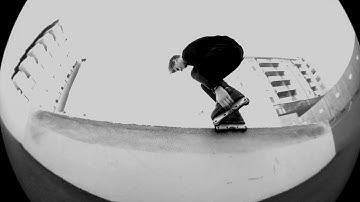 RAZORS SHIFT // Martin Gade X Tom Scofield