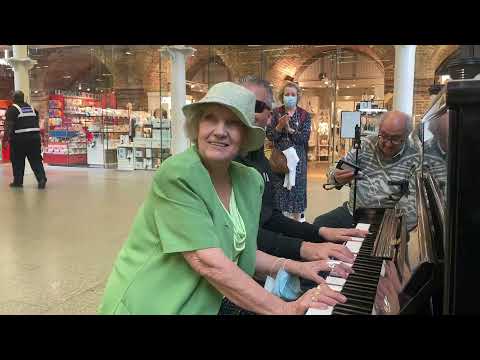 Senior Ragtime Pianist Will Make You Smile thumbnail