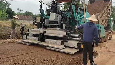 Máy rải base Demag DF135C // đã bàn giao cho khách