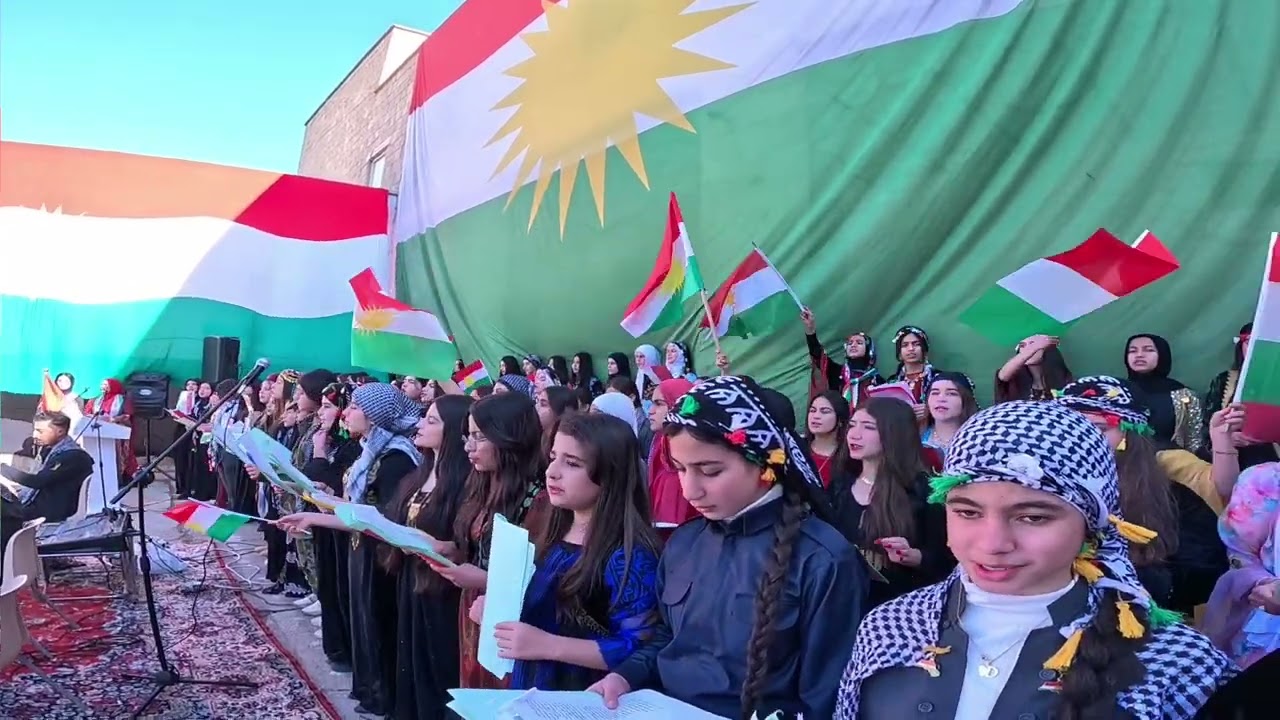 کەرنەڤاڵێکی هونەری و نیشتمانی لە مەخموور