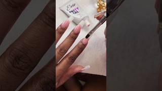 Watch me do my nails in 26 seconds 💅🏾