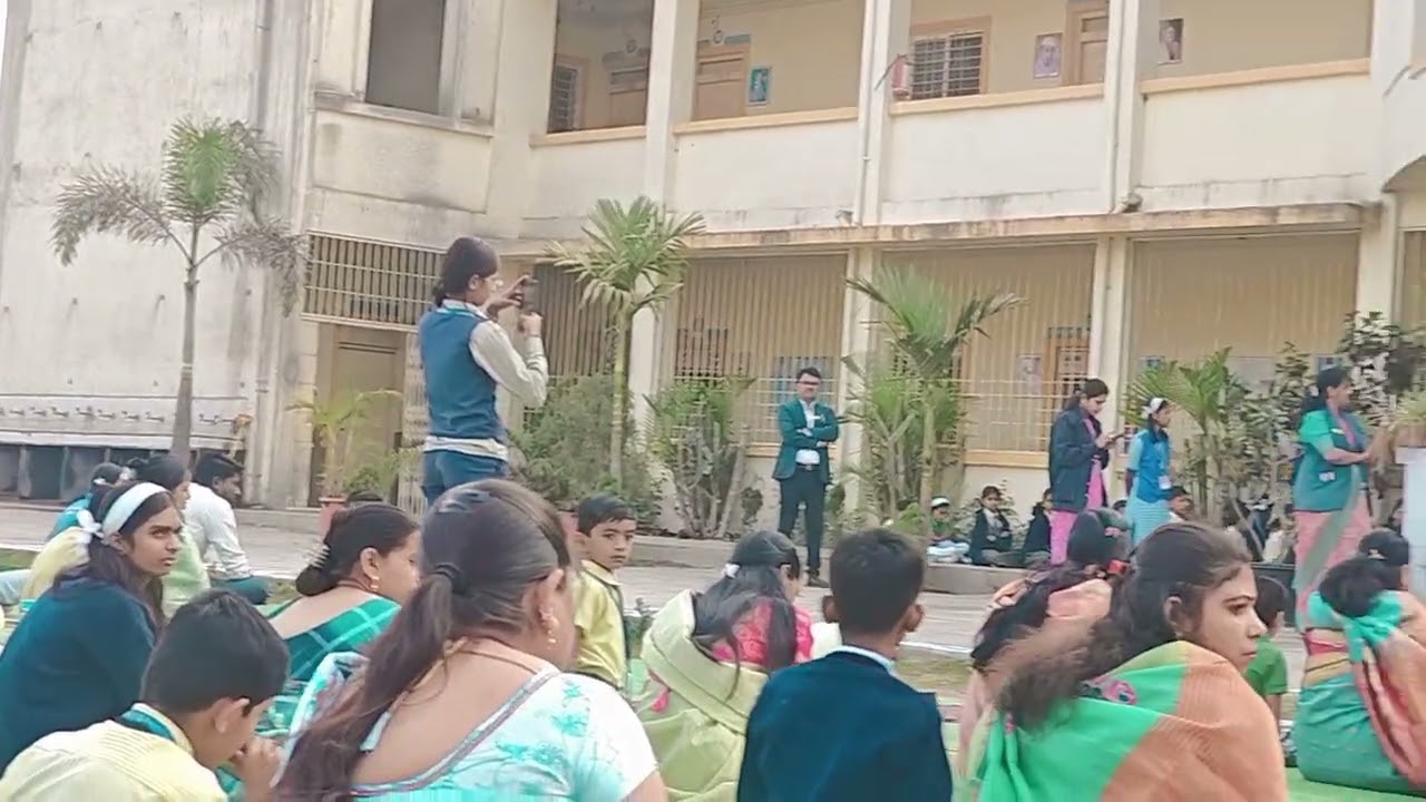 संकर्षण कऱ्हाडे|डोळ्यात पाणी आणणारी आईवर कविता|Rudvika Kulange#marathi poem#14febमातृ-पितृ दिन विशेष