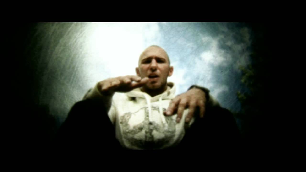 DizzowDynamiscH - Waar gaat het over? (Prod. Jeejaa)