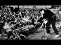 Elvis Presley&#39;s extraordinary live performance of &quot;Love Me&quot; (Audio in Stereo)